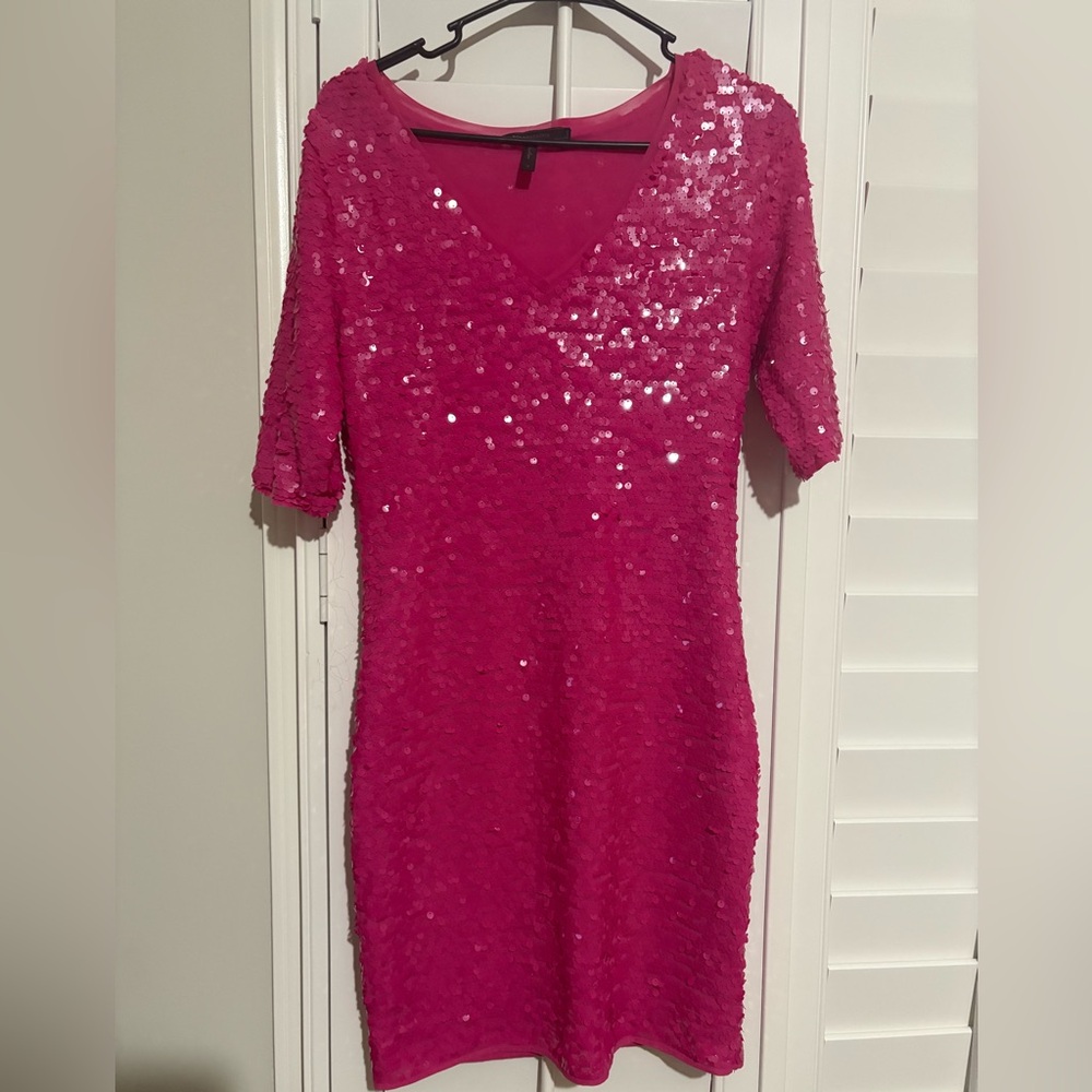 BCBGMaxAzria Pink Sequin Sheath Dress V-Neck 3/4 Sleeve